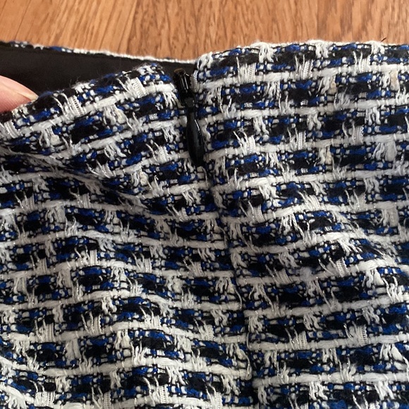 Calvin Klein Tweed Pencil Skirt - Picture 6 of 6